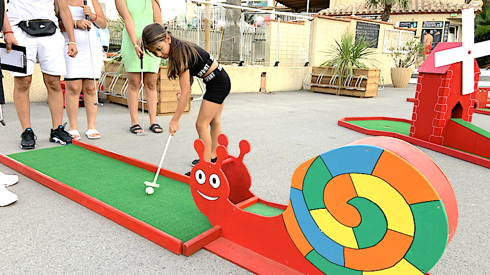 mini-golf-escargot